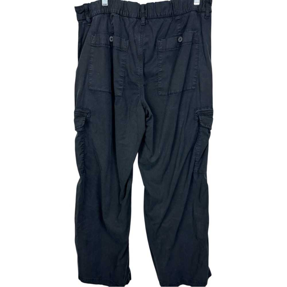 American Eagle Black Cargo Pants Mid Rise Baggy Wide Leg Size 12 - Picture 3 of 8